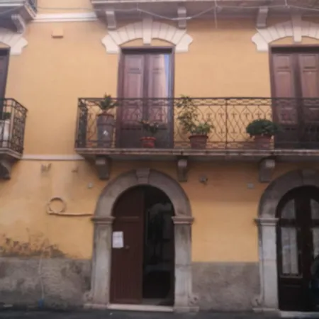 Corallai 64 Apartman *